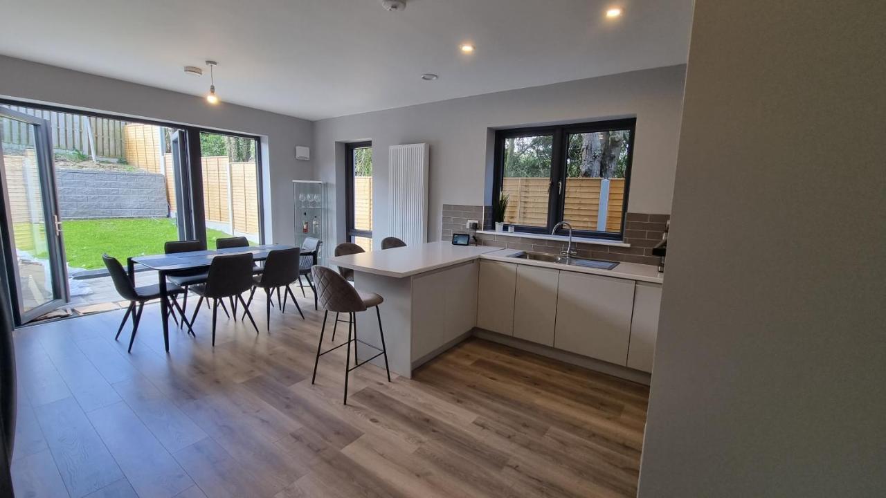Entire Modern Home With Seaview And Parking Wicklow Eksteriør billede