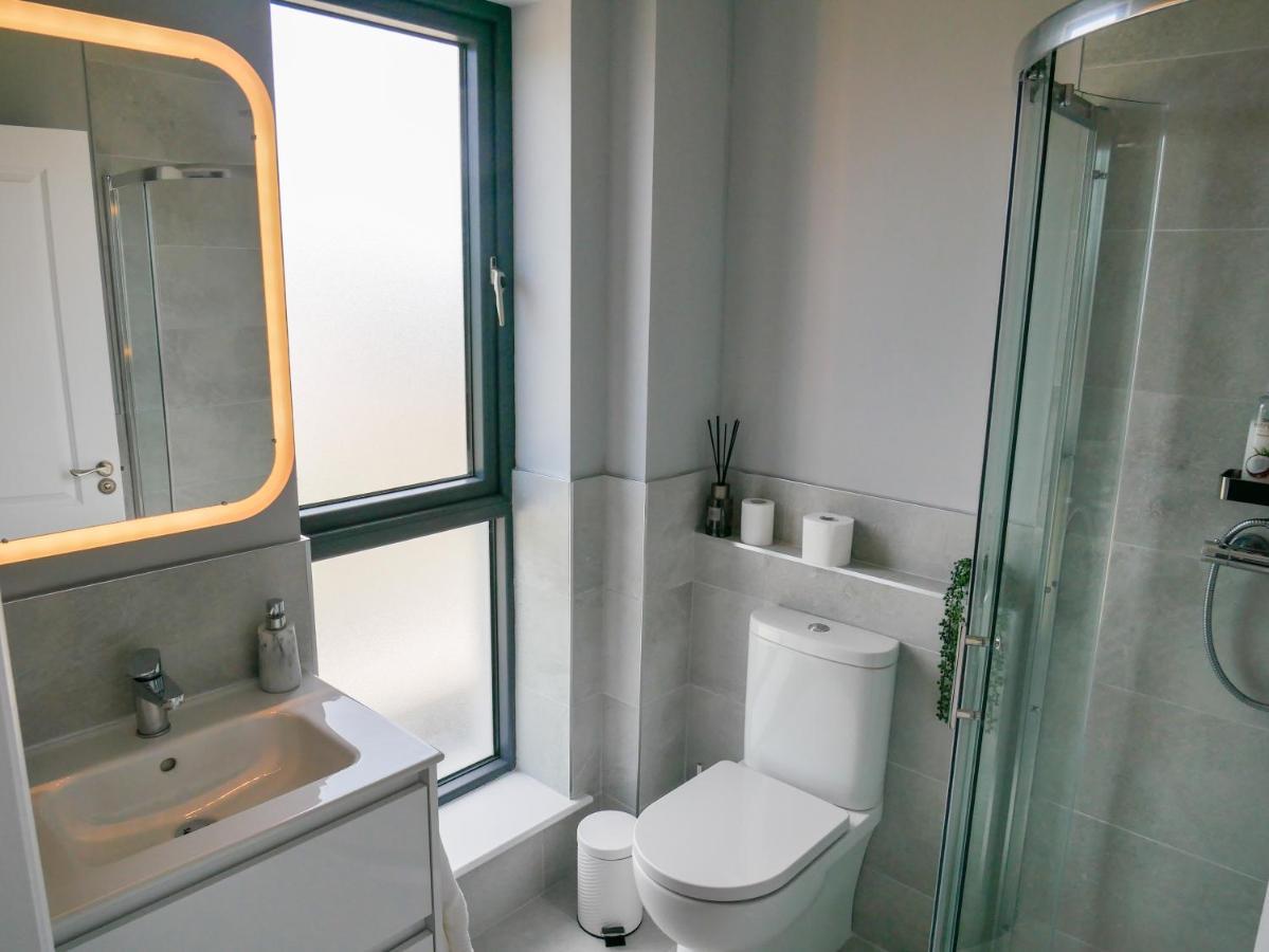 Entire Modern Home With Seaview And Parking Wicklow Eksteriør billede