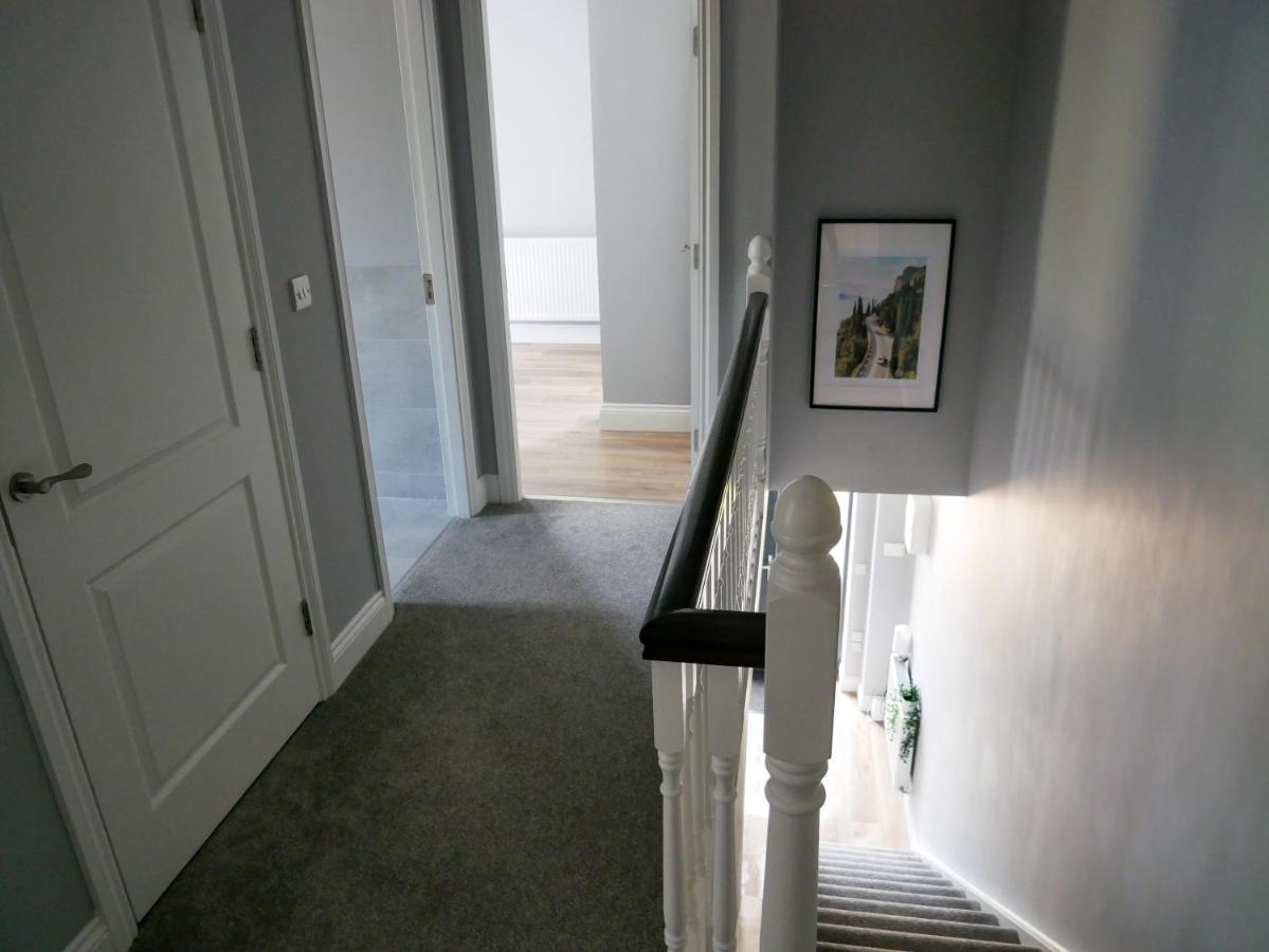 Entire Modern Home With Seaview And Parking Wicklow Eksteriør billede
