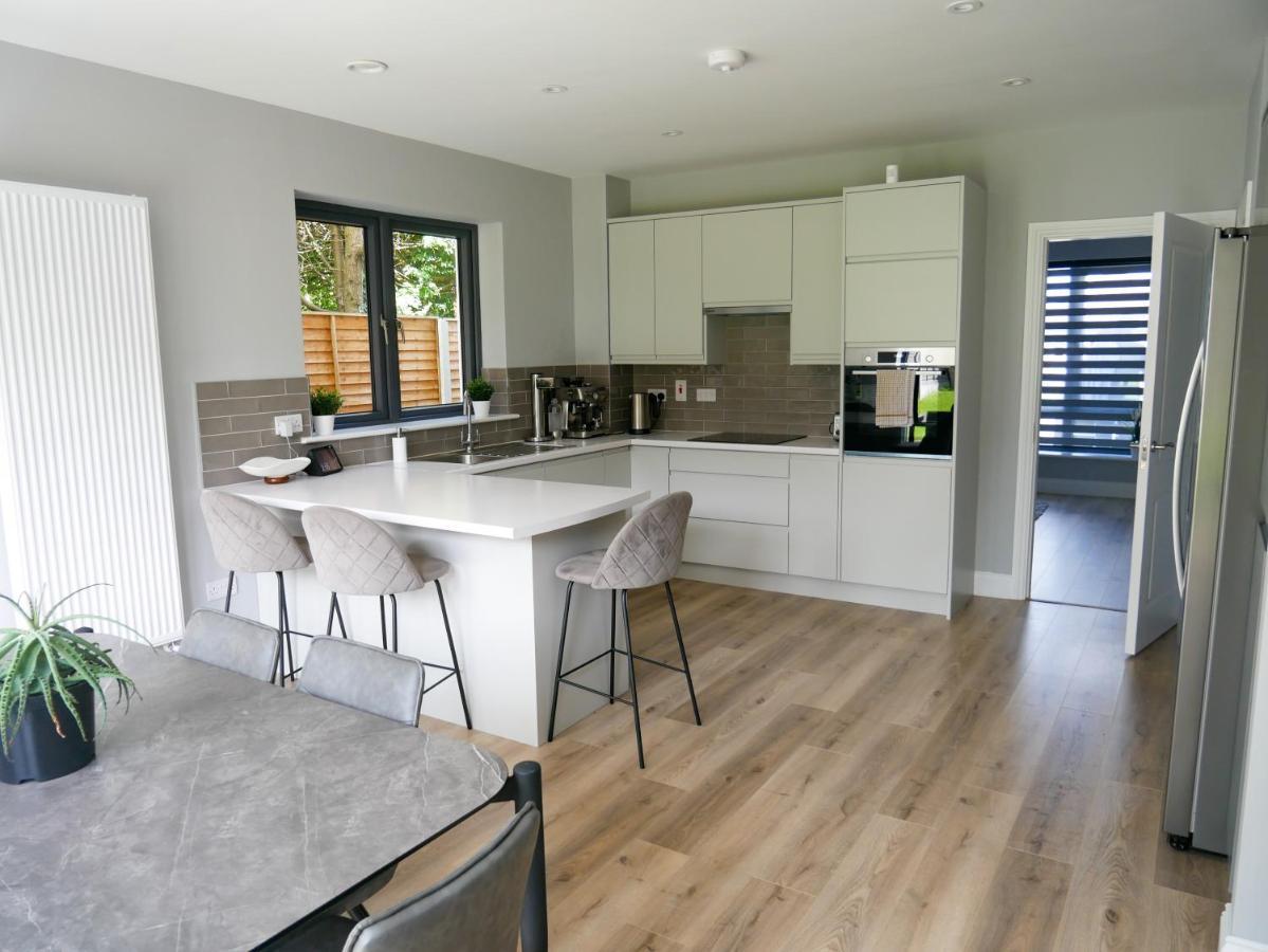 Entire Modern Home With Seaview And Parking Wicklow Eksteriør billede